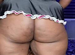 lonely mara exotic spreads her bbw ebony pussy lips for squirting toy masturbation full vid