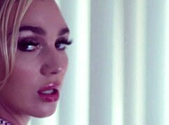 Kendra Sunderland's fat ass bounces wild on Rome Major's cock 🍑🔥💦