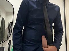 i'm hung daddy jerking off hard cumming buckets like a beast