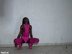 hey skinny ebony nympho with long legs and small waist wanna spend tonight riding my cock?