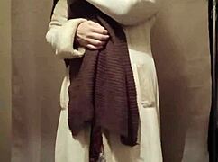 esclave f's striptease rips clothes off her milf body!