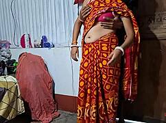 Young Bengali girlfriend bent over for hardcore doggystyle chudai close up!