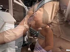 gym brunette with bubble butt, ready for deepthroat and cumshot? 💦🍑