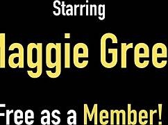 august james milf licks juicy big pussy lips and clit close