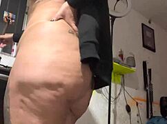 DE MADRUGADA FAZENDO MÃNGUAU then FODEU my HUGE ASS solo belly spread wide