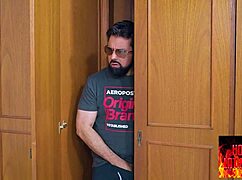 safado grabs ruivinha's big ass and clit for deep pussy pounding and cumshot