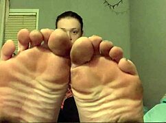dirty white girl feet get you hard craving filthy fetish action now!