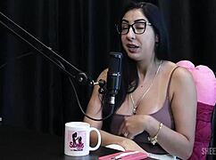 Why watch renatinha melo cast with tifany rocha and didy reis in sheer red lingerie?