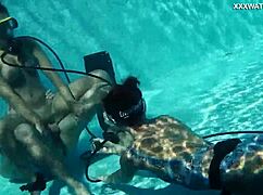 Candy and Lizzy Fuck Mike Hard Underwater in Pool