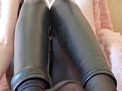 me in latex makes you ache for my curves and control