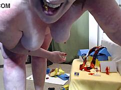 damn dawnskye1962's giantess ass wipes out the whole town shaking those huge curves