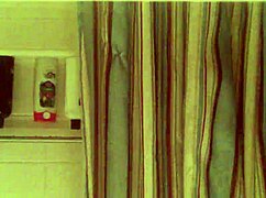 hey cassie text me at 9172659611 from the bathroom...