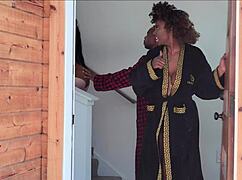 Delivery Girl's Bbw Ebony Ass Worshiped In Interracial 3some