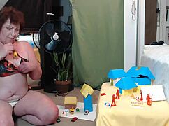 damn dawnskye1962's giantess ass wipes out the whole town shaking those huge curves