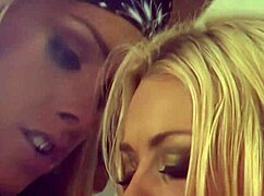 Blonde lesbians munch pussies in tub then dildo bang 😍💦