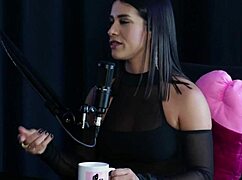 foi tri campeã nas brs, deu muito o cu e as inseguranças das mulheres... val mineirinha no swing cast sheer red tá louca!! 😈🔥