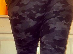 my thick ebony ass twerking hard wanna see it bounce all over