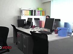 chihiro's blowjob game blows minds, office milf friends watch her creampie finish 💦😍