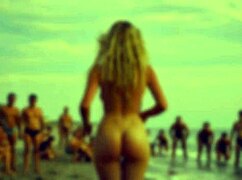 whoops lucy's nude beach day turns into total enf embarrassment 😳🏖️