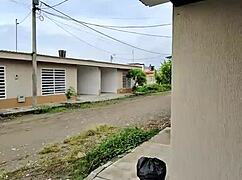 party girl waits for uber after fiesta i convince her to come back to my place 😏🍑