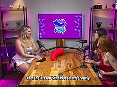 gostosa loira giving the hottest putaria show you crave right? 