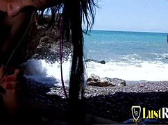 Leslie Fox craves her double penetration!