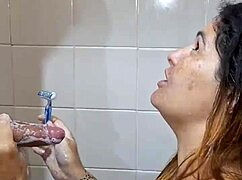 minha amiga só tira a virgindade dele raspando todo pelo do pau na depilação, ele tentou me comer peludo