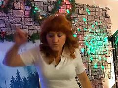 housewife steffi teases with her big pussy lips in hot dance