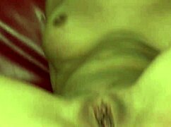 whoa this lucky dude uncovers slut's deep anal treasure on couch 💦🍑