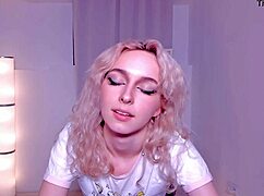 blonde teen webcam girl dances sexy then masturbates her pussy for you