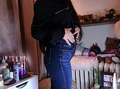 ass stuffed in tight jeans drives me wild 🍑😍