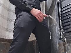 arrapato? 😈 she moans dirty italian, pisses, takes huge cock ripping clothes!
