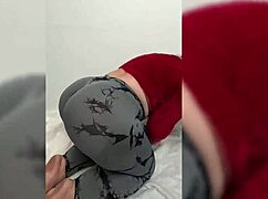 i watch my stepmilf milf clean bouncing huge ass yoga pants