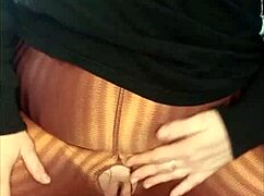 horny miniskirt mommy rips tights masturbating post gym 💦🔥