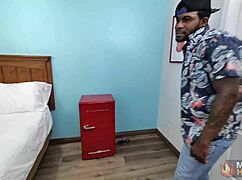 Busty Kiwi Hotwife Takes Big Black Cock From Rome Major Bent Over!