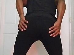 Join this 7-minute ass stretching workout session for flexible exercise gains