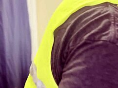 curvy amateur squirts wet pussy during homemade job interview and muff diving