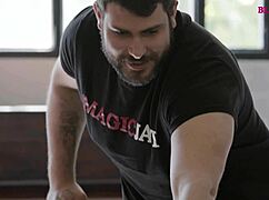 hey neighbor watch this bodybuilder stroke his huge cock