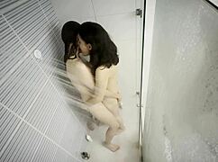 college friends film first bathroom hookup