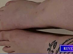 Milf indulges foot fetish fantasy with toe sucking and sexy bare soles in shower