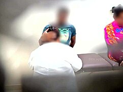 doctor handjobs patient as mommy watches 👀🍆💦