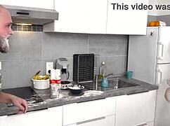 Blonde Girlfriend Squirts from Magic Dick in Passionate Homemade Fuck