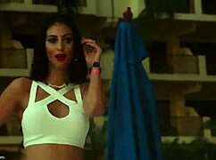farina chaparro towers as stunning tall mexican model 😍🇲🇽👠
