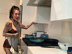 Big boobs milf Joanna Angel pounds dildo hard!