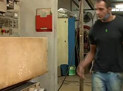 went to mechanic shop for wild office pussy pounding fun 😈💦🔥
