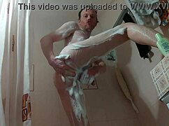 Lanatuls presents an anal enthusiast taking fast hard ass and pussy action with shampoo bottle in bathtub