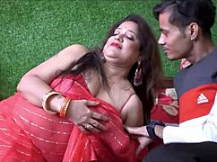 Teasing my stepmom's wet pussy in forbidden hot sex