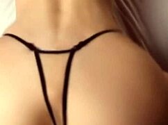 llenandole el coño a mi maestra con mi leche caliente... uff que rico!