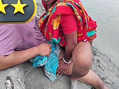 bangladeshi bowdi bends over for boyfriend's doggystyle pounding outdoors