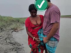 bangladeshi bowdi bends over for boyfriend's doggystyle pounding outdoors